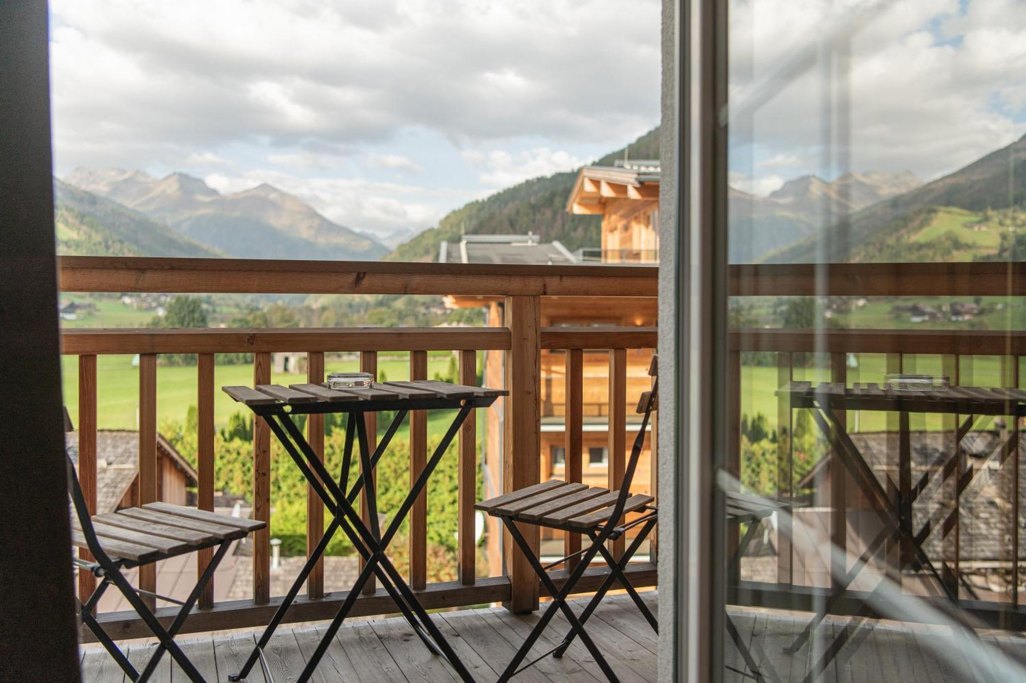 Alpenparks Hotel Montana Matrei in Osttirol Exterior photo